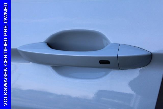 Used 2024 Volkswagen Tiguan SE R-Line image 15