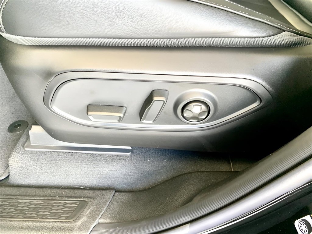 New 2025 Jeep Grand Cherokee Limited w/ Trailer Tow Package image 49