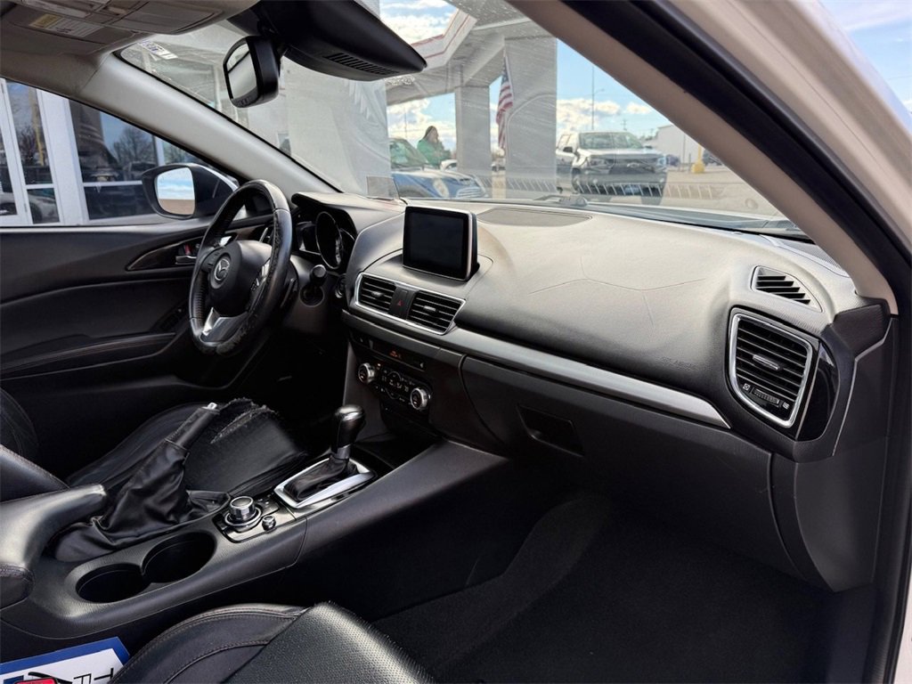 Used 2015 MAZDA MAZDA3 s Grand Touring image 43