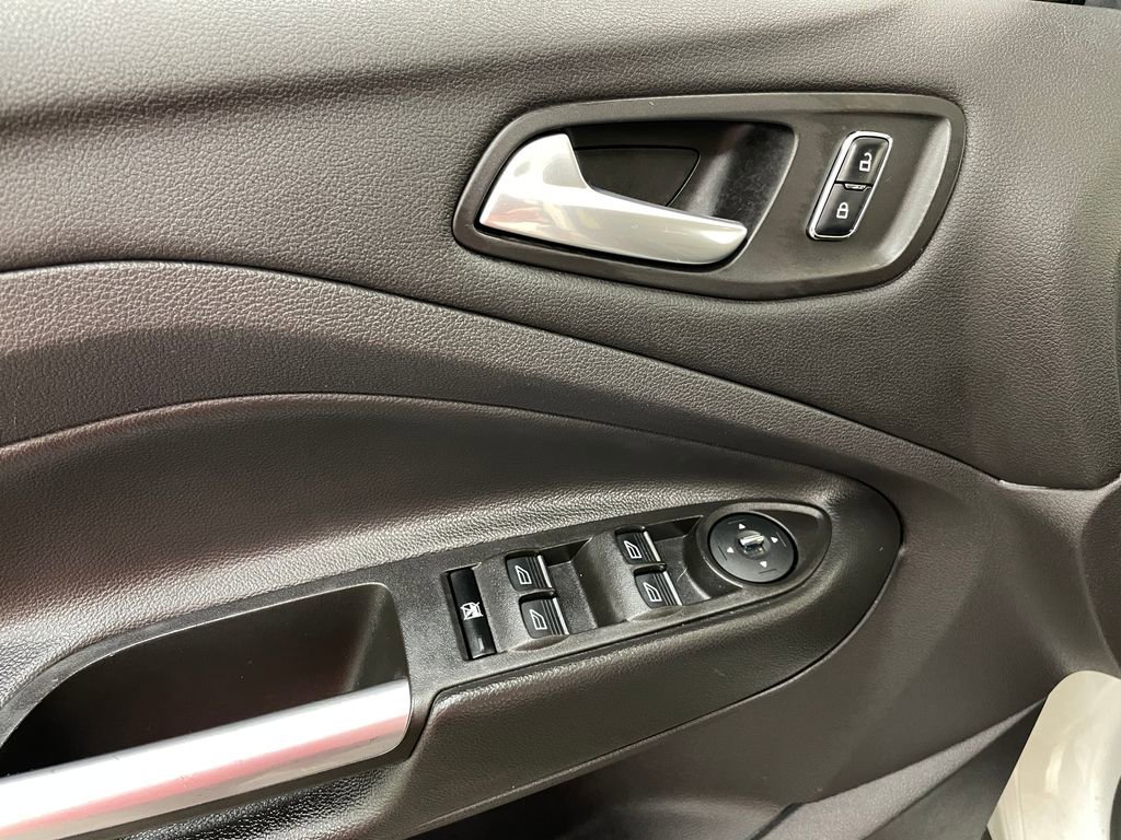 Used 2014 Ford Escape SE w/ Leather Comfort Package AWD/4WD image 24