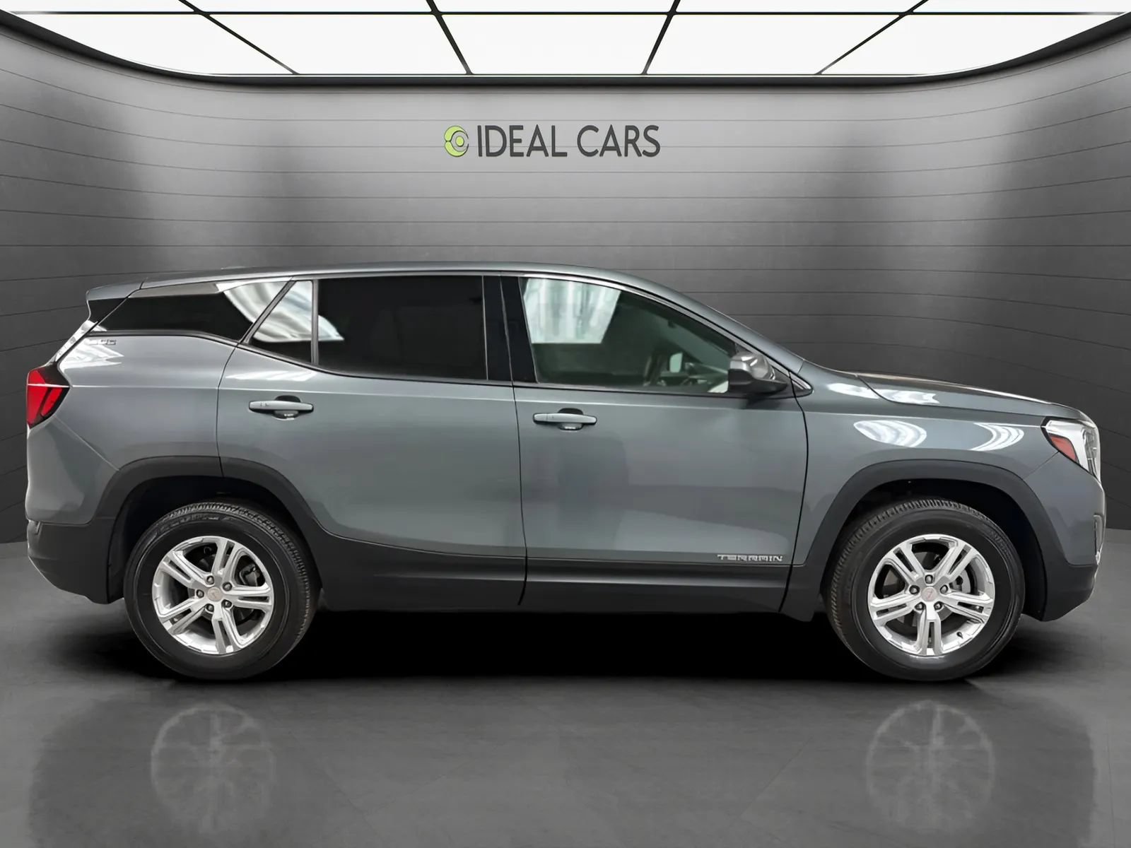 Used 2020 GMC Terrain SLE AWD/4WD image 4