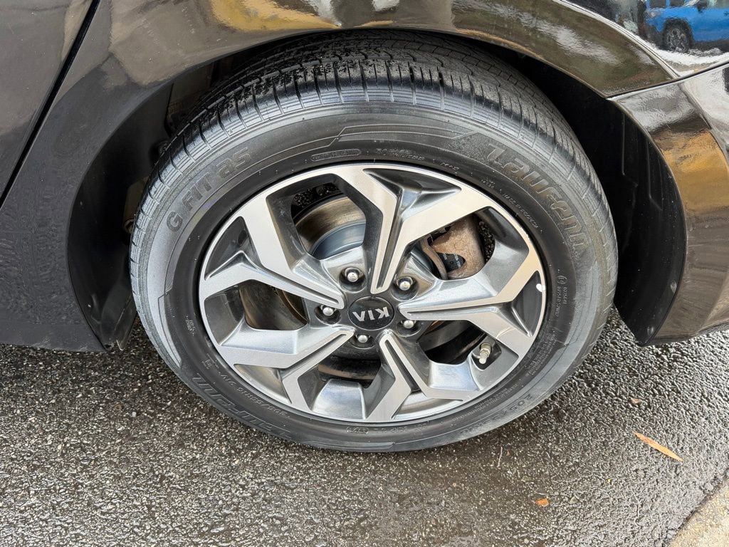 Used 2019 Kia Forte LXS image 13