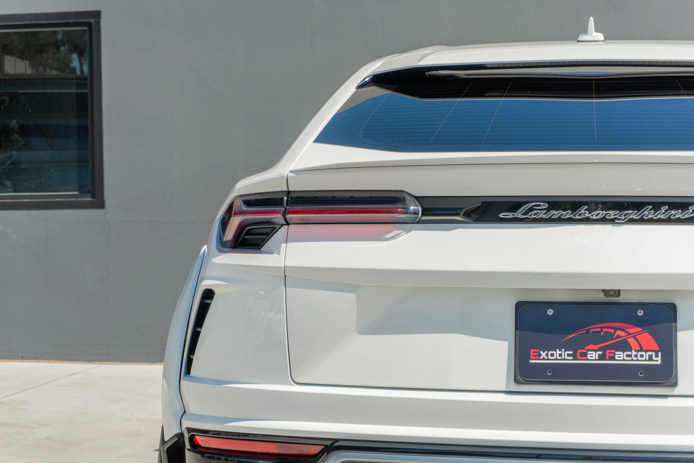 Used 2019 Lamborghini Urus AWD/4WD image 42