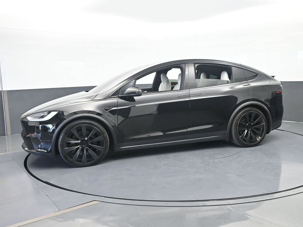 Used 2022 Tesla Model X Plaid AWD/4WD image 2