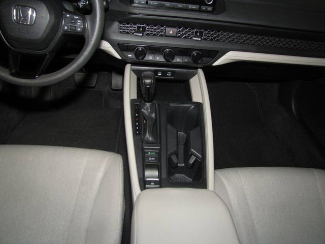 Certified 2024 Honda Accord EX image 17
