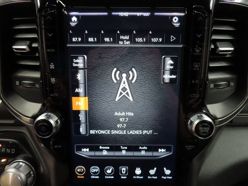 Used 2020 RAM 1500 Sport w/ Leather & Sound Group image 18