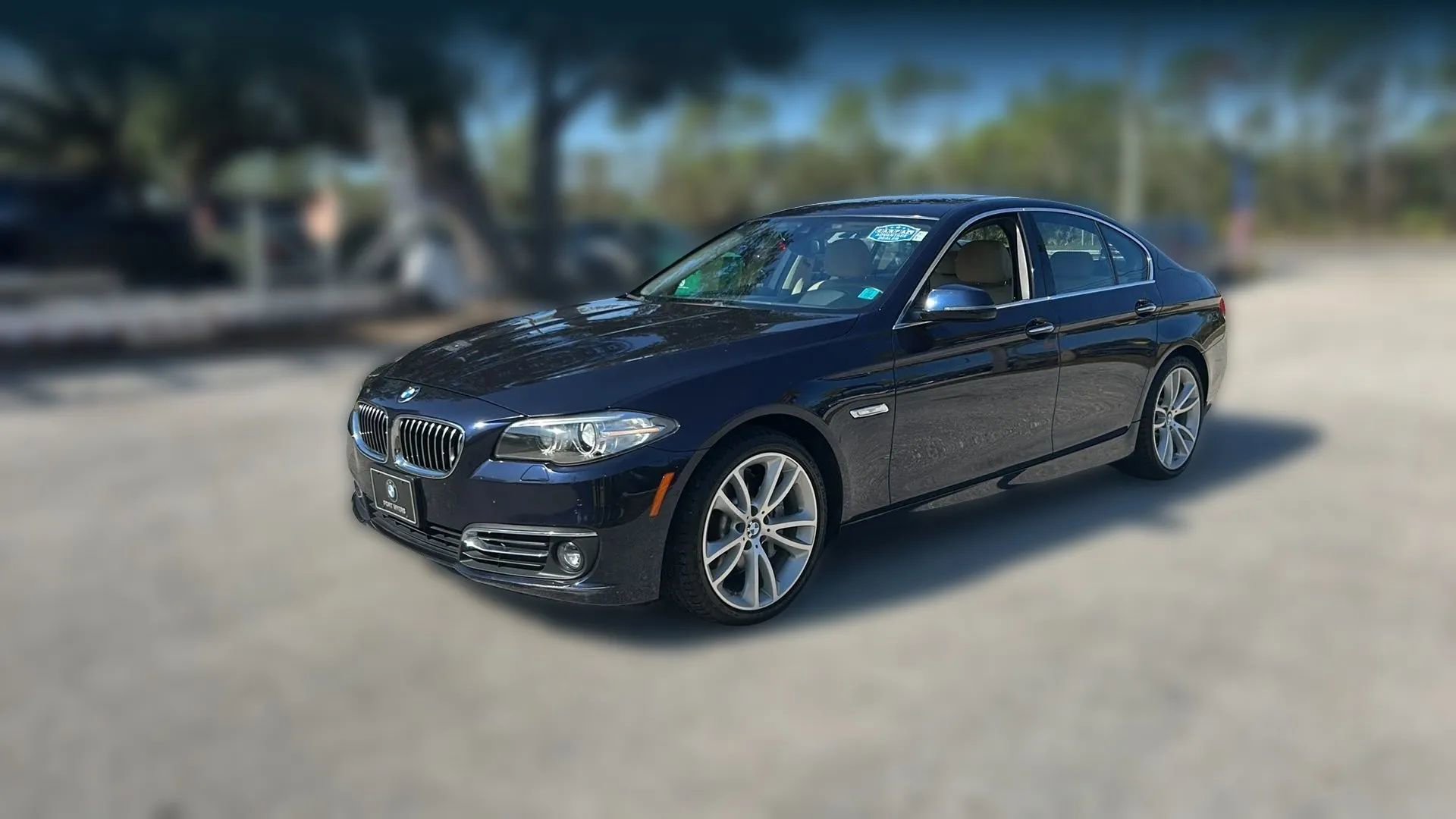 Used 2016 BMW 535i Sedan w/ Luxury Line image 2