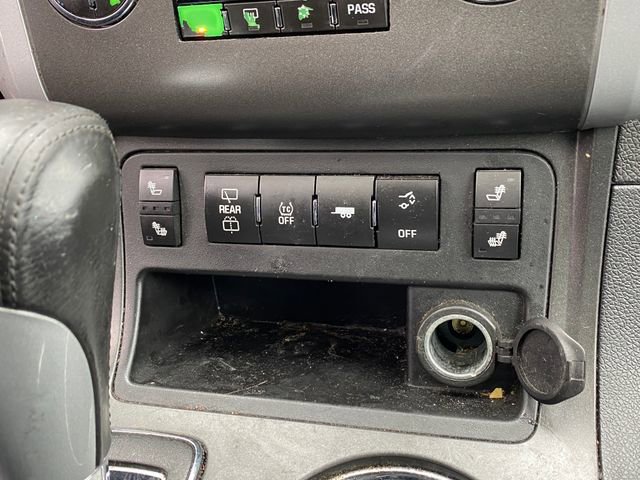 Used 2009 Chevrolet Traverse LT image 8