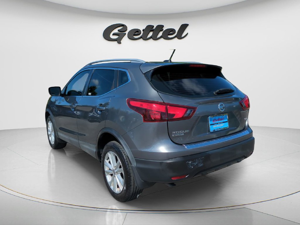 Used 2018 Nissan Rogue Sport SV FWD image 7