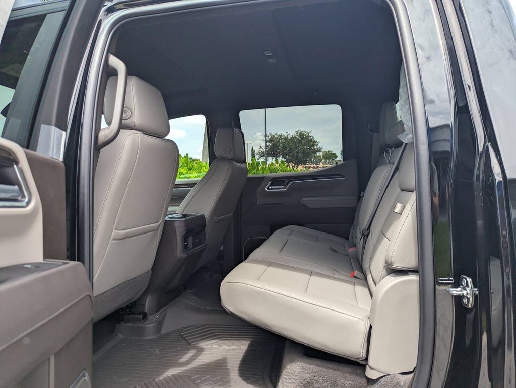 New 2026 Chevrolet Silverado 1500 LT AWD/4WD image 7