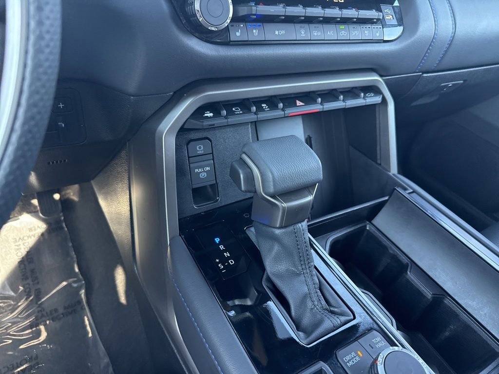 Used 2026 Toyota Tundra Platinum AWD/4WD image 19