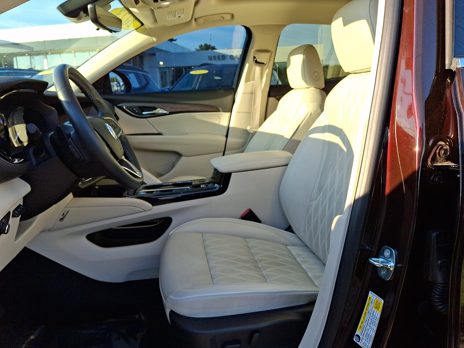 Certified 2023 Buick Envision Avenir AWD/4WD image 13