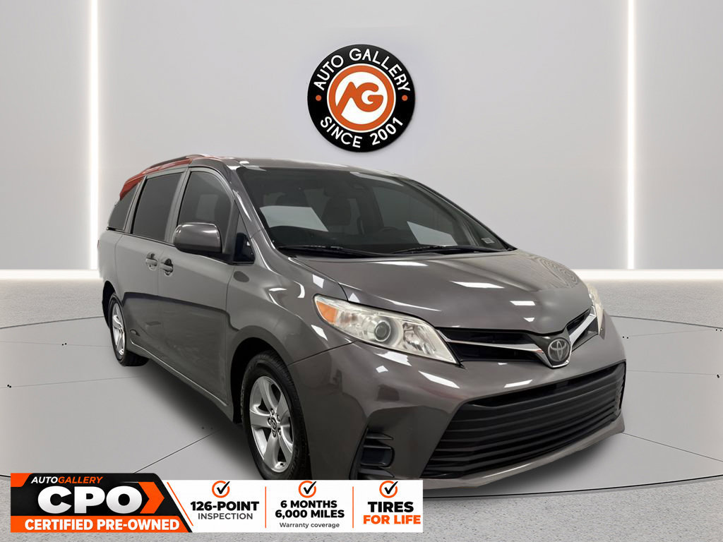 Used 2020 Toyota Sienna LE FWD image 1