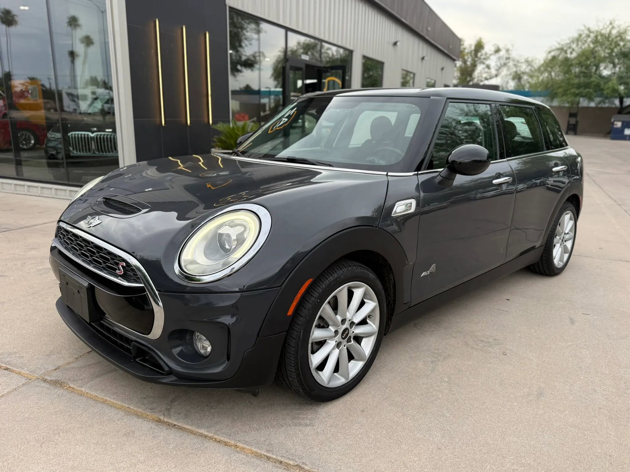 Used 2017 MINI Cooper Clubman S AWD/4WD image 6