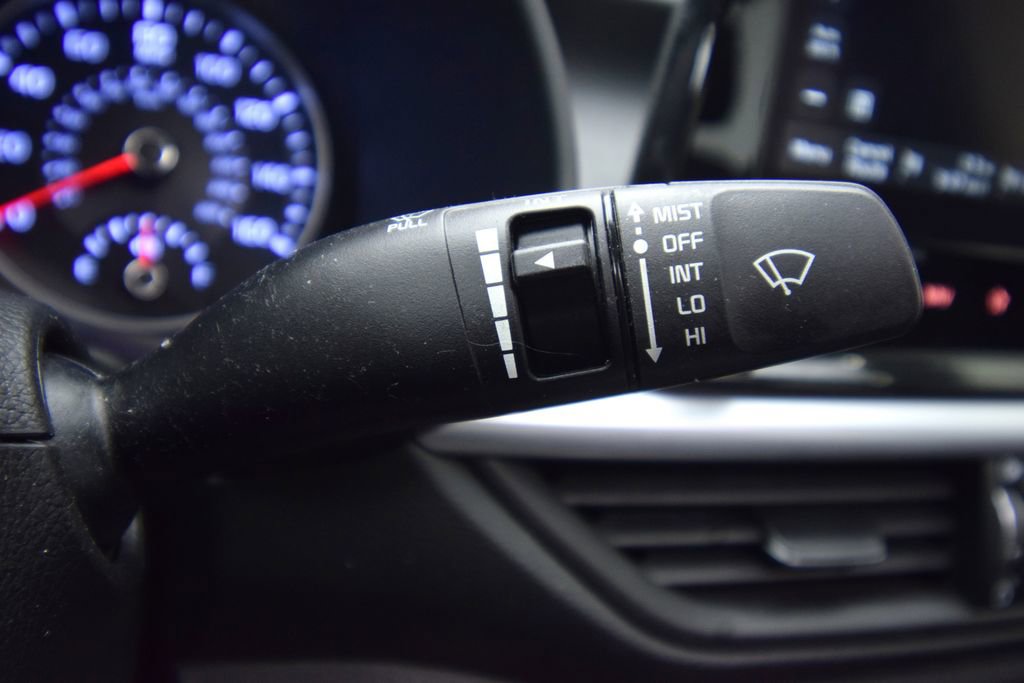 Used 2023 Kia Forte GT-Line w/ GT-Line Premium Package FWD image 39