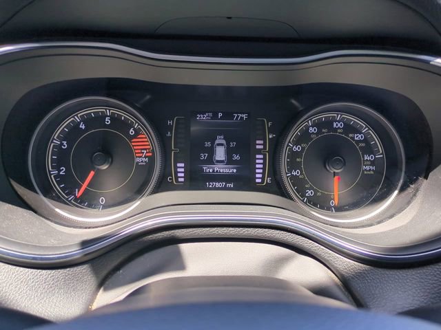 Used 2019 Jeep Cherokee Latitude w/ Popular Appearance Group FWD image 30