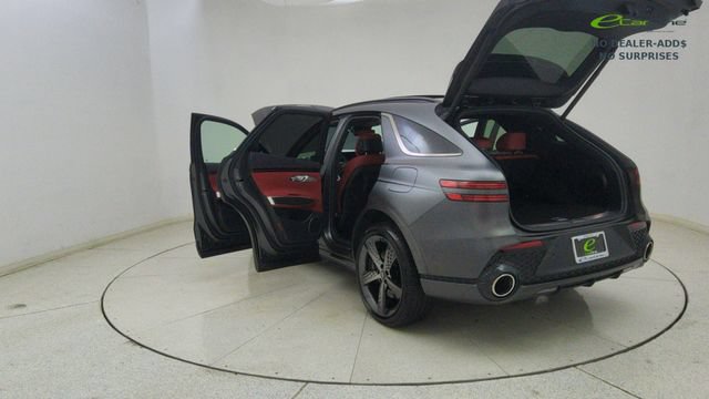 Used 2024 Genesis GV70 3.5T Sport w/ Sport Prestige Package AWD/4WD image 75
