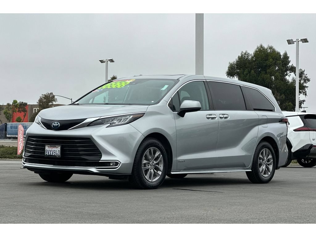 Used 2021 Toyota Sienna XLE FWD image 8