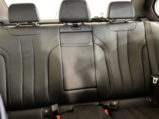 Used 2021 BMW 530i xDrive w/ Premium Package image 13