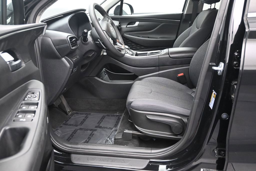 Used 2023 Hyundai Santa Fe SE image 11