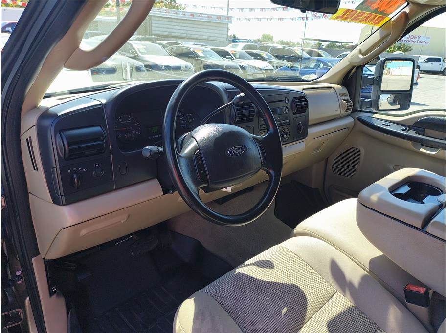 Used 2005 Ford F250 XLT RWD image 5