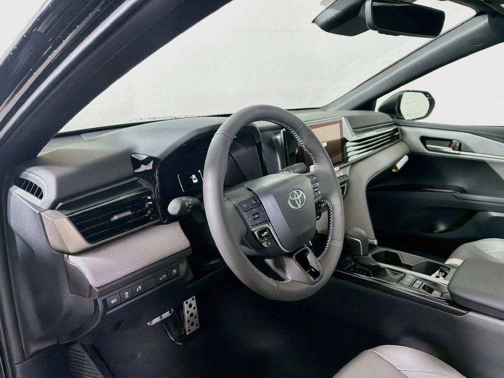New 2026 Toyota Camry SE w/ Convenience Package FWD image 10