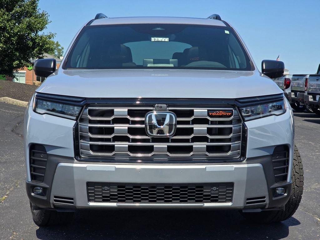 New 2026 Honda Pilot TrailSport image 3