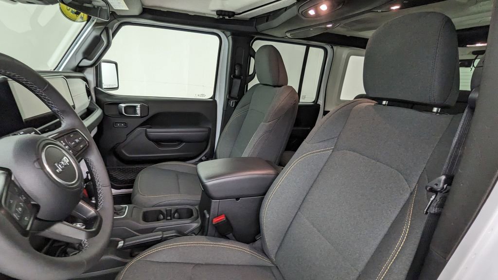 Used 2025 Jeep Wrangler Unlimited Sport S 4xe AWD/4WD image 2