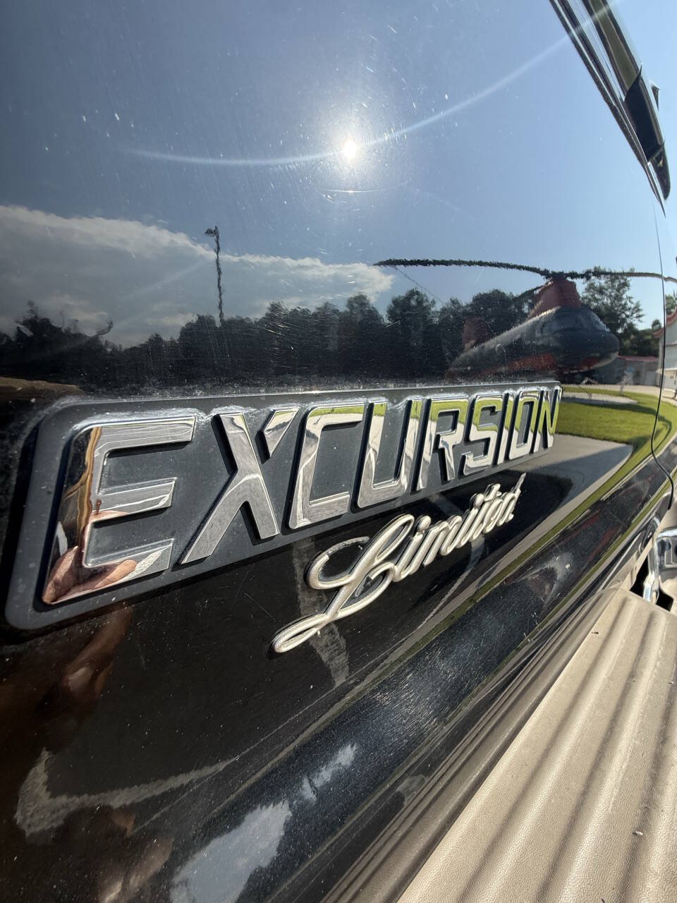 Used 2001 Ford Excursion Limited AWD/4WD image 6