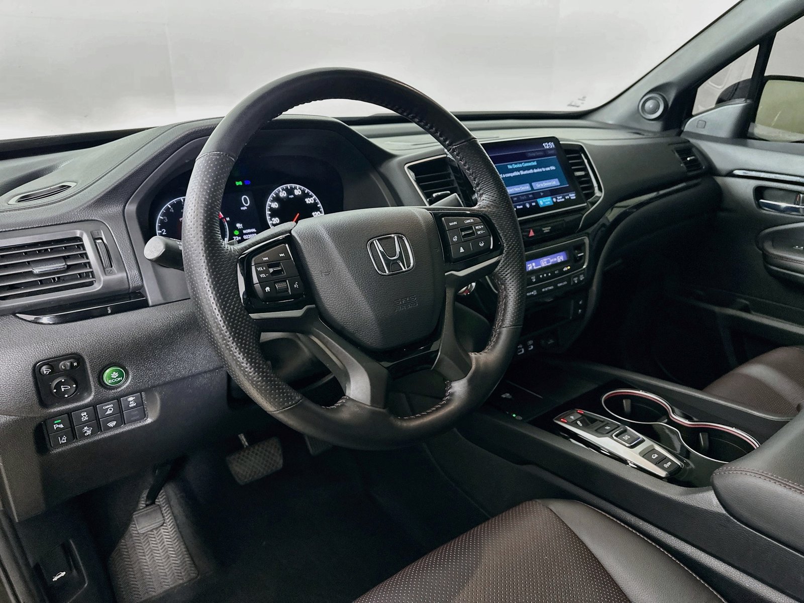 Used 2024 Honda Ridgeline Black Edition image 32