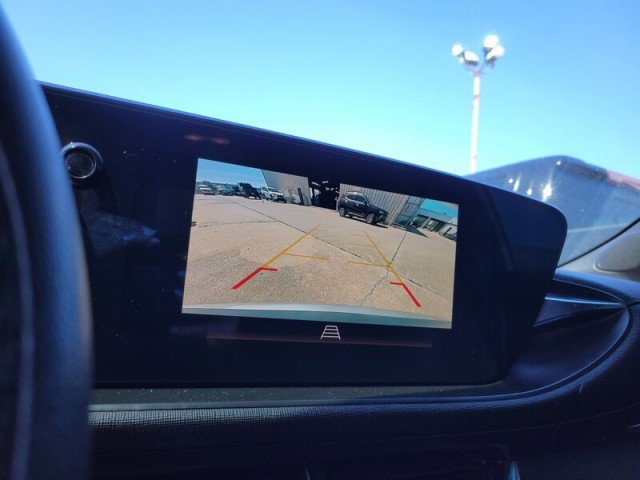 Used 2024 Buick Envista Preferred w/ Advanced Safety Package image 15