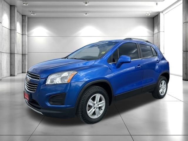 Used 2016 Chevrolet Trax LT w/ LT Convenience Package AWD/4WD image 3