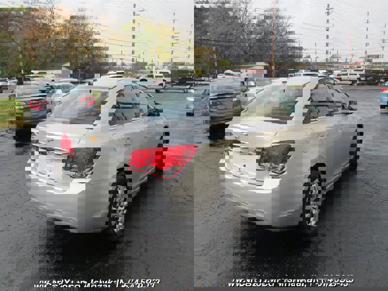 Used 2012 Chevrolet Cruze LS w/ Connectivity Package image 6