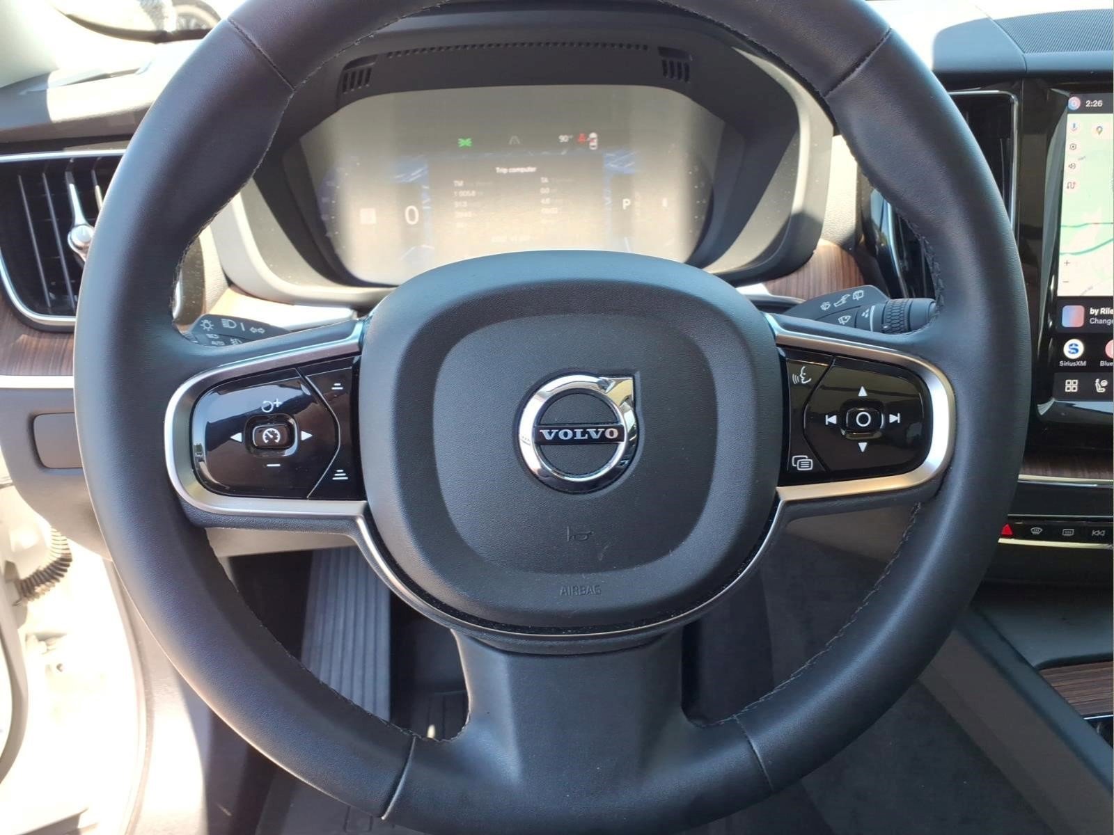Used 2024 Volvo XC60 B5 Plus w/ Protection Package Premier AWD/4WD image 24