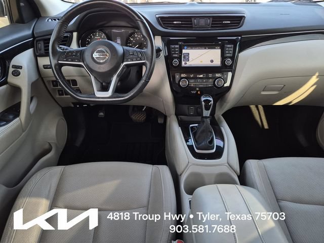 Used 2018 Nissan Rogue Sport SL w/ SL Premium Package FWD image 28