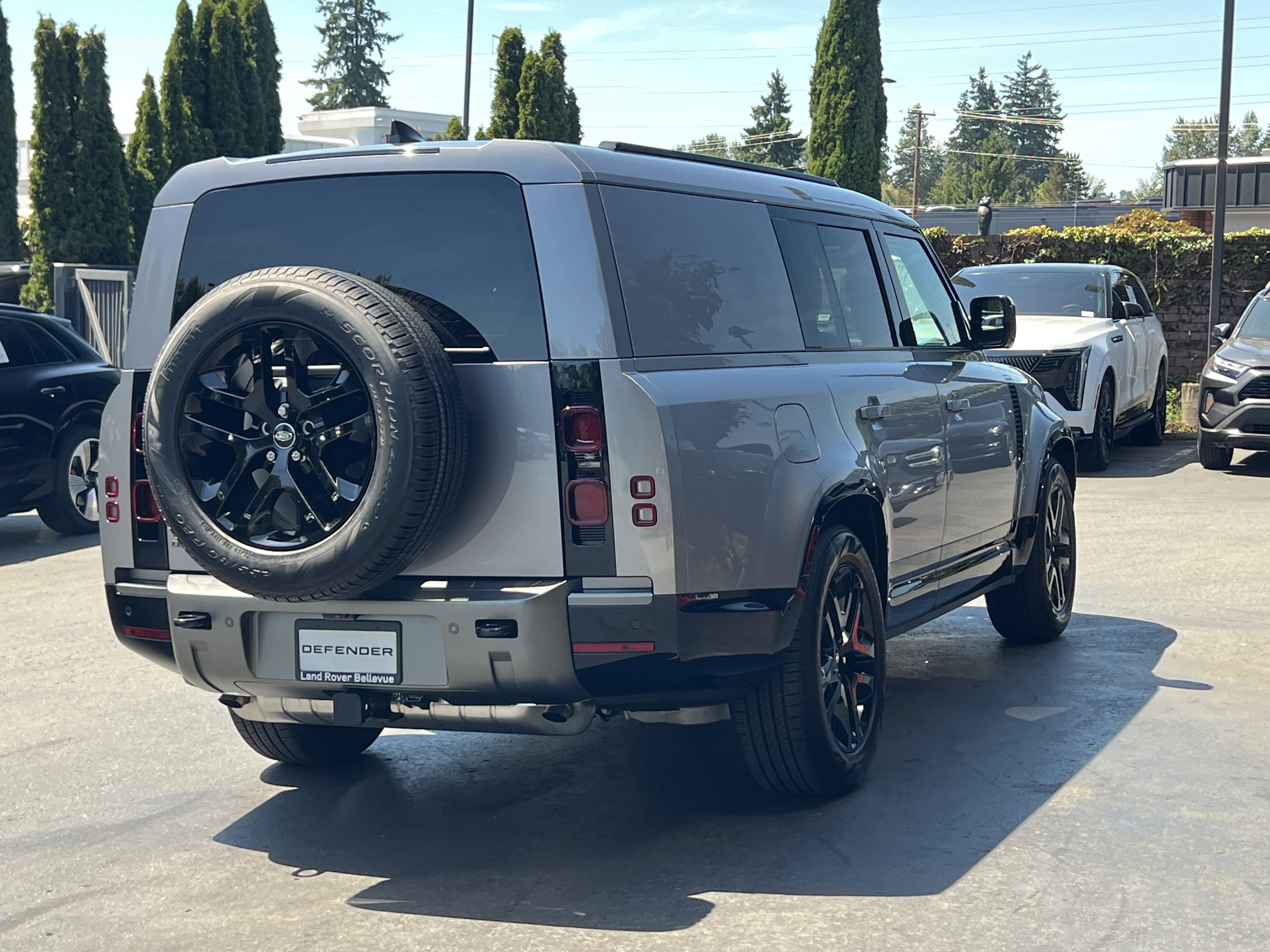 New 2024 Land Rover Defender 130 Outbound image 8