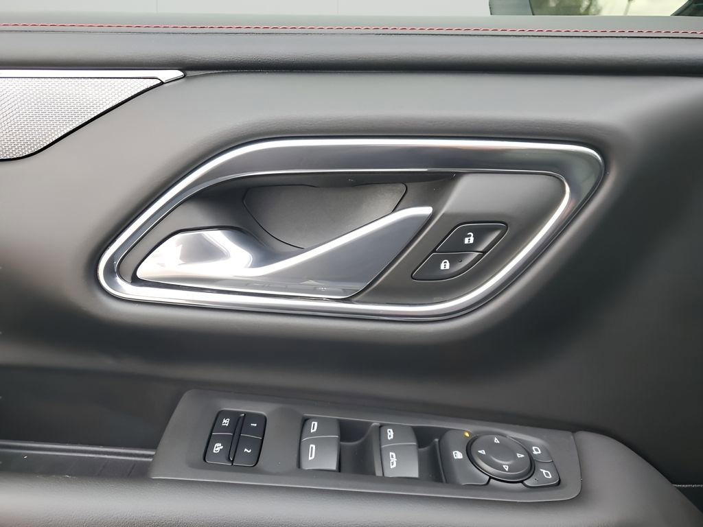 Used 2023 Chevrolet Suburban RST image 27