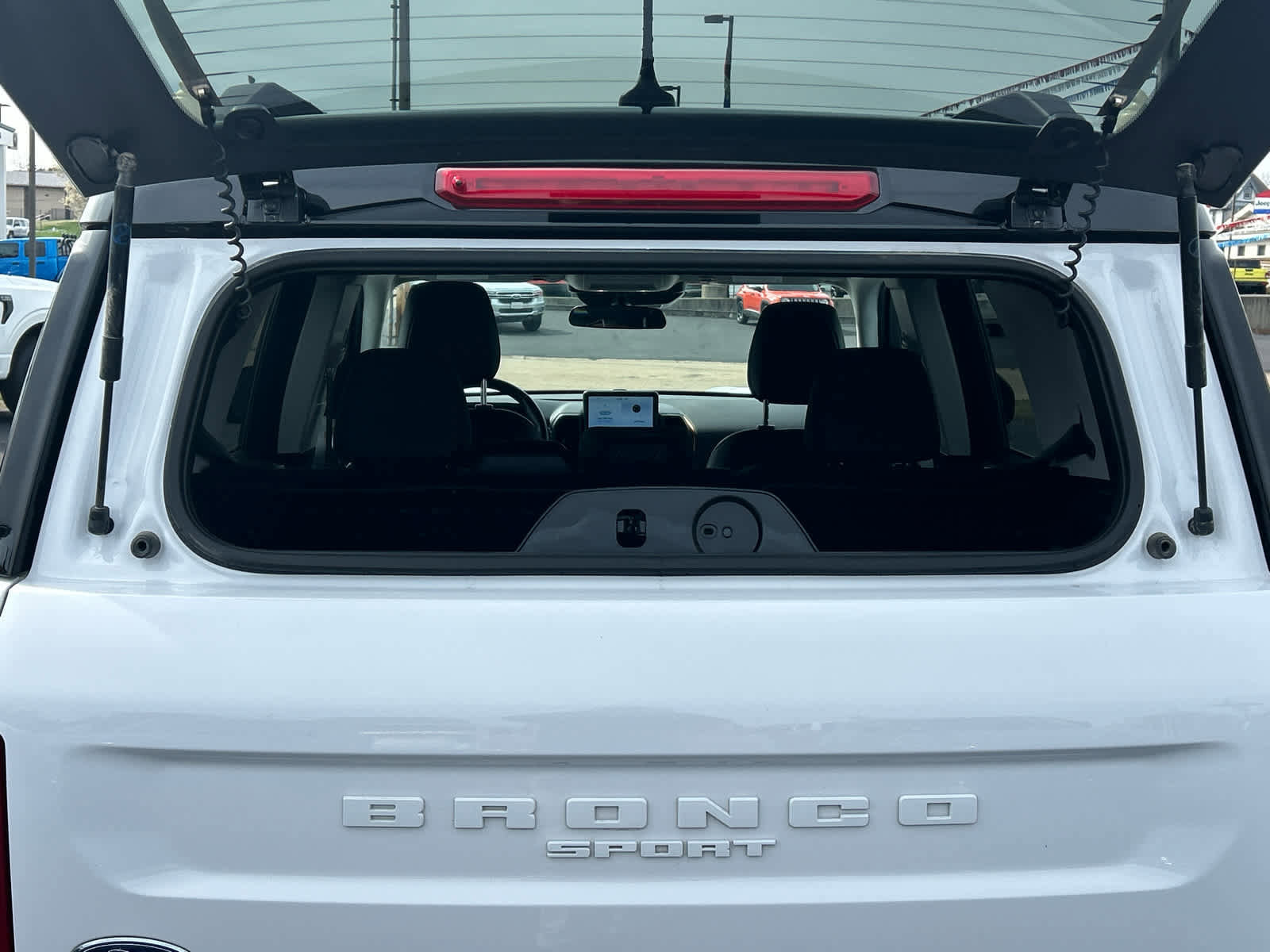 Used 2022 Ford Bronco Sport Badlands image 7