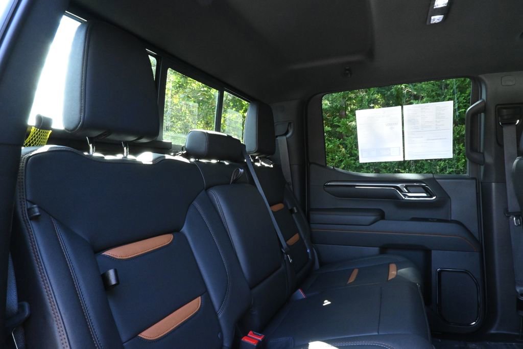 Used 2024 GMC Sierra 1500 AT4 w/ Technology Package image 37