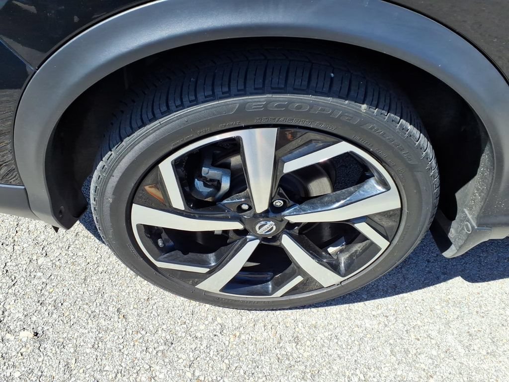 Used 2022 Nissan Rogue Sport SL AWD/4WD image 5