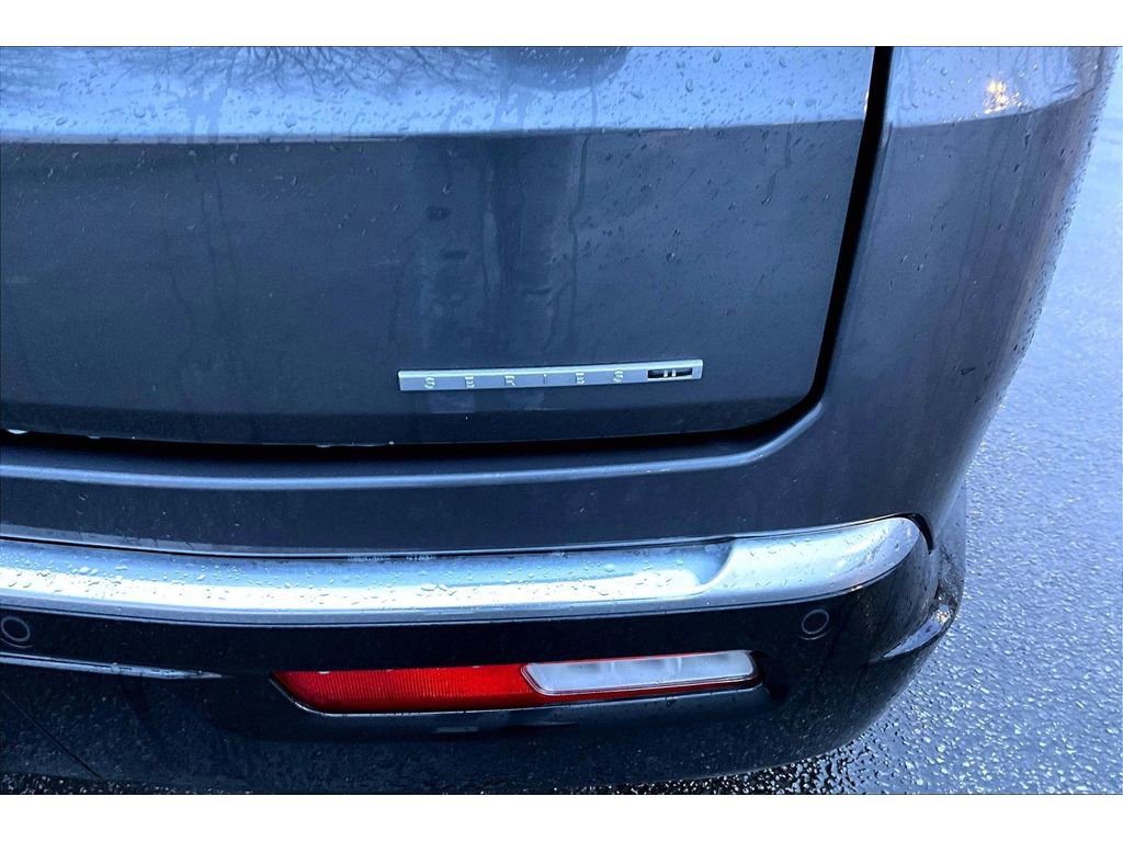 Used 2024 Jeep Wagoneer L Series II w/ Flexible Seating Group image 9