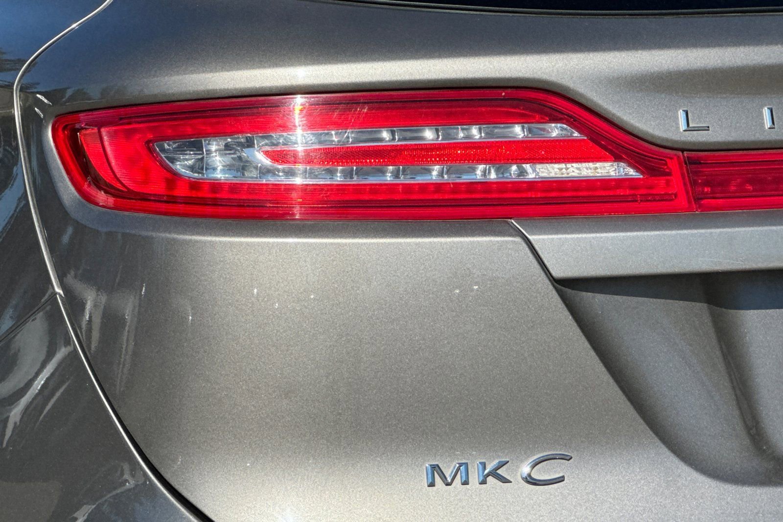 Used 2017 Lincoln MKC Select w/ Select Plus Package image 27