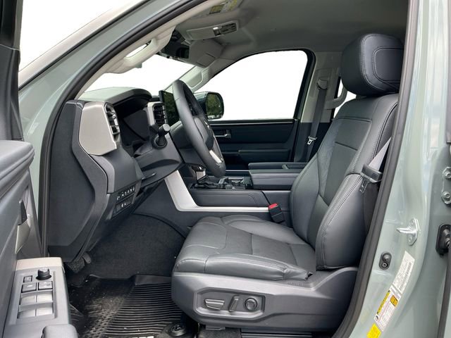 Used 2024 Toyota Tundra Limited AWD/4WD image 10