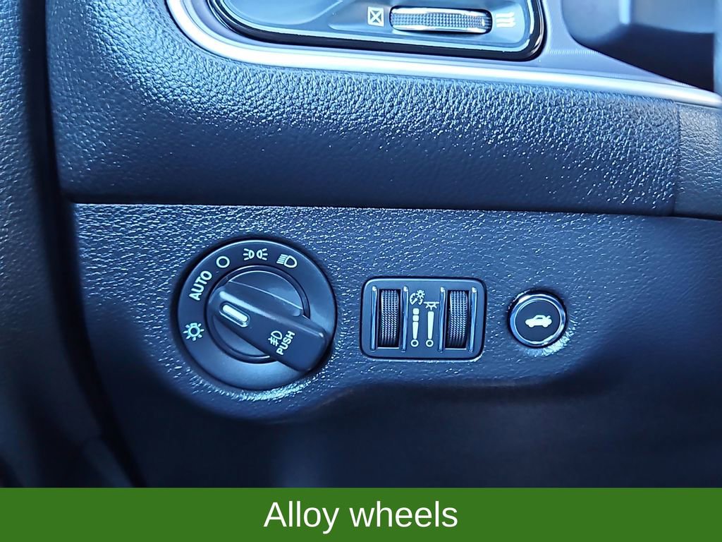 Used 2022 Dodge Challenger GT image 15