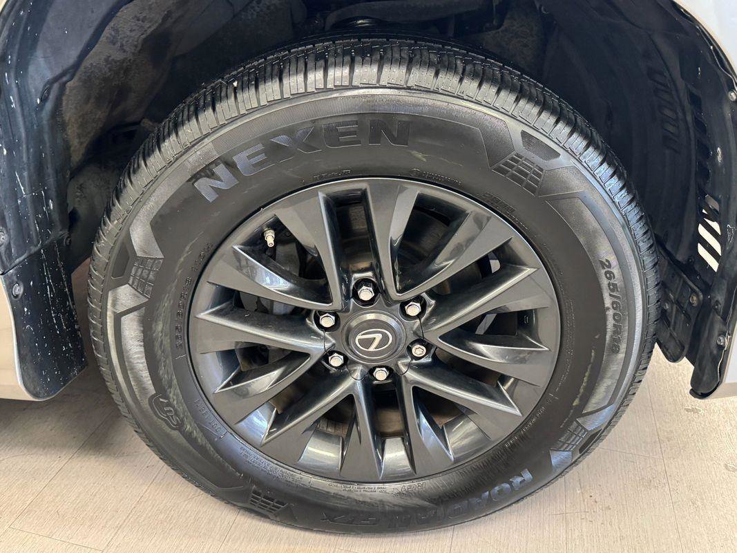 Used 2022 Lexus GX 460 Premium w/ Premium Package image 34