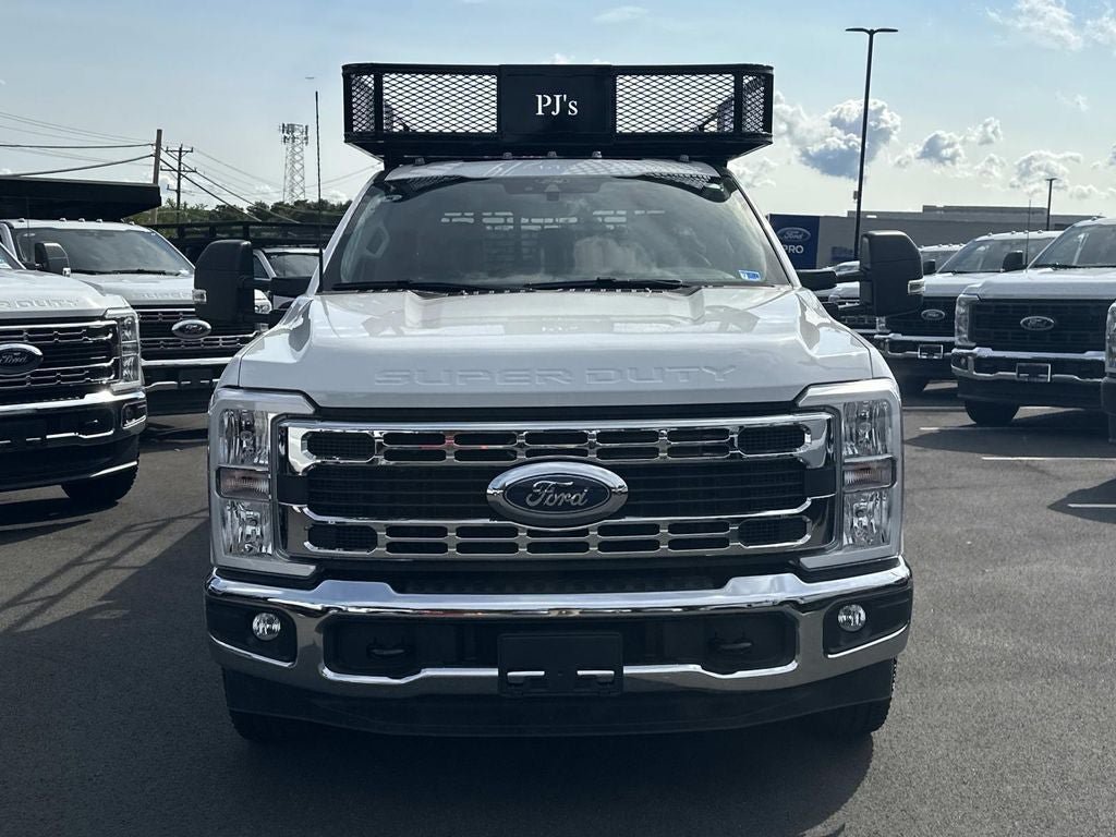 New 2025 Ford F350 XL w/ XL Chrome Package RWD image 6