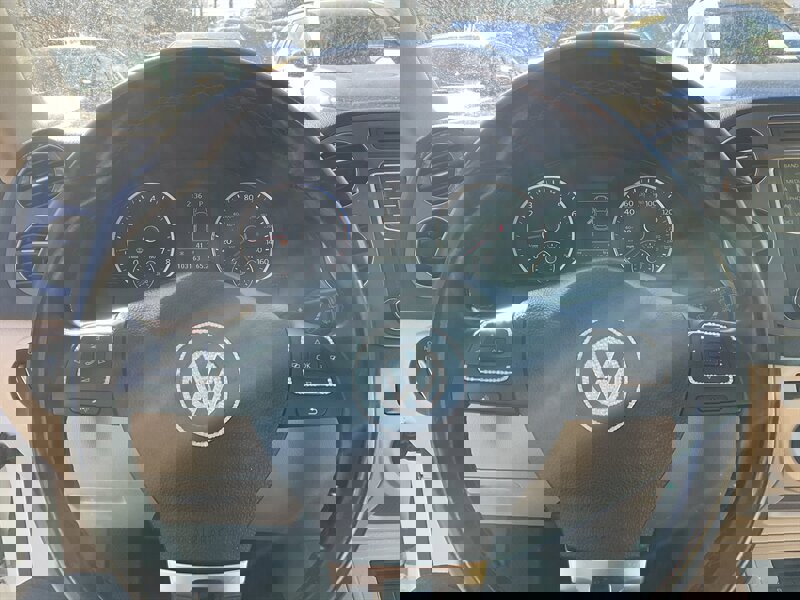 Used 2017 Volkswagen Tiguan S image 20