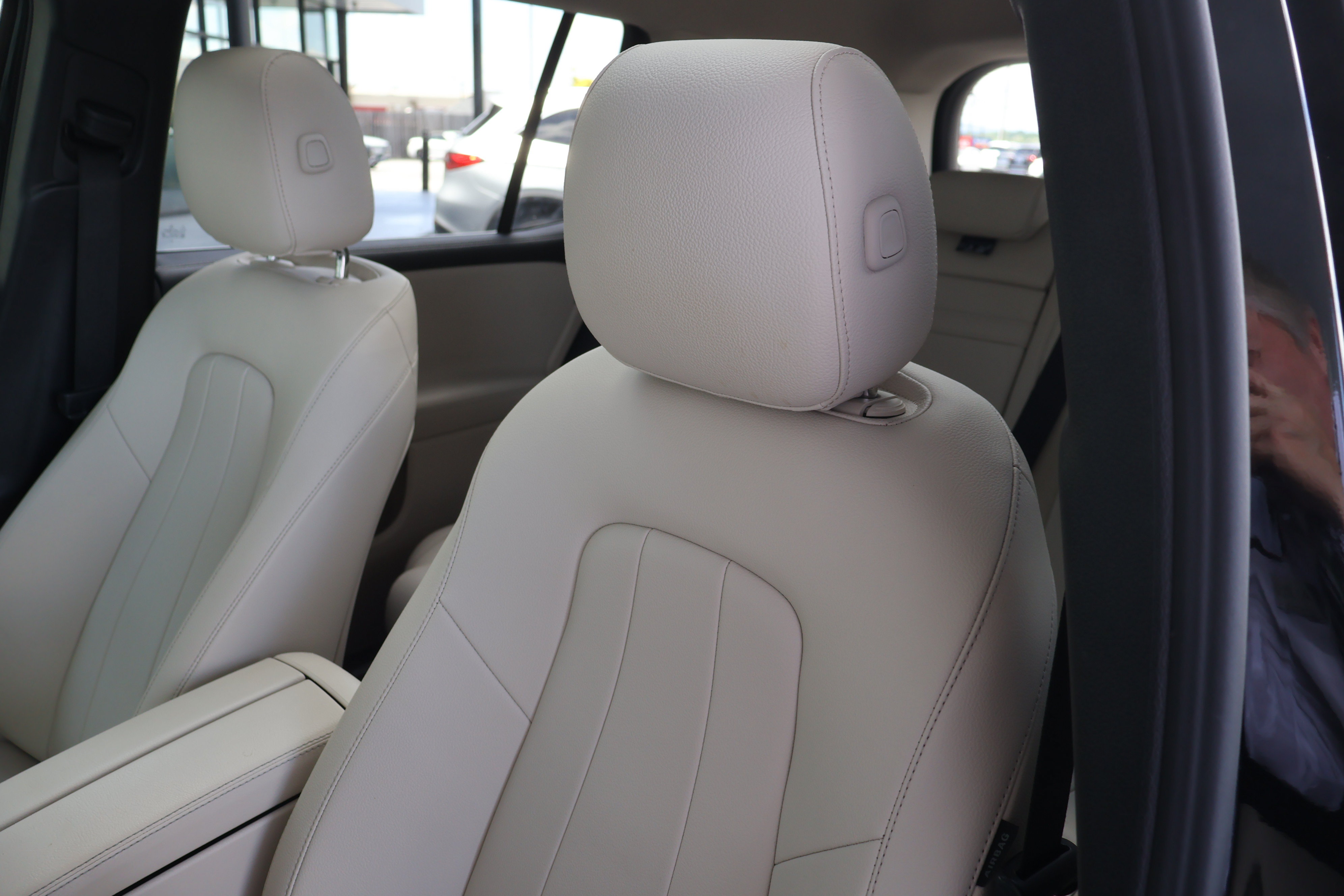 Certified 2021 Mercedes-Benz GLB 250 image 12