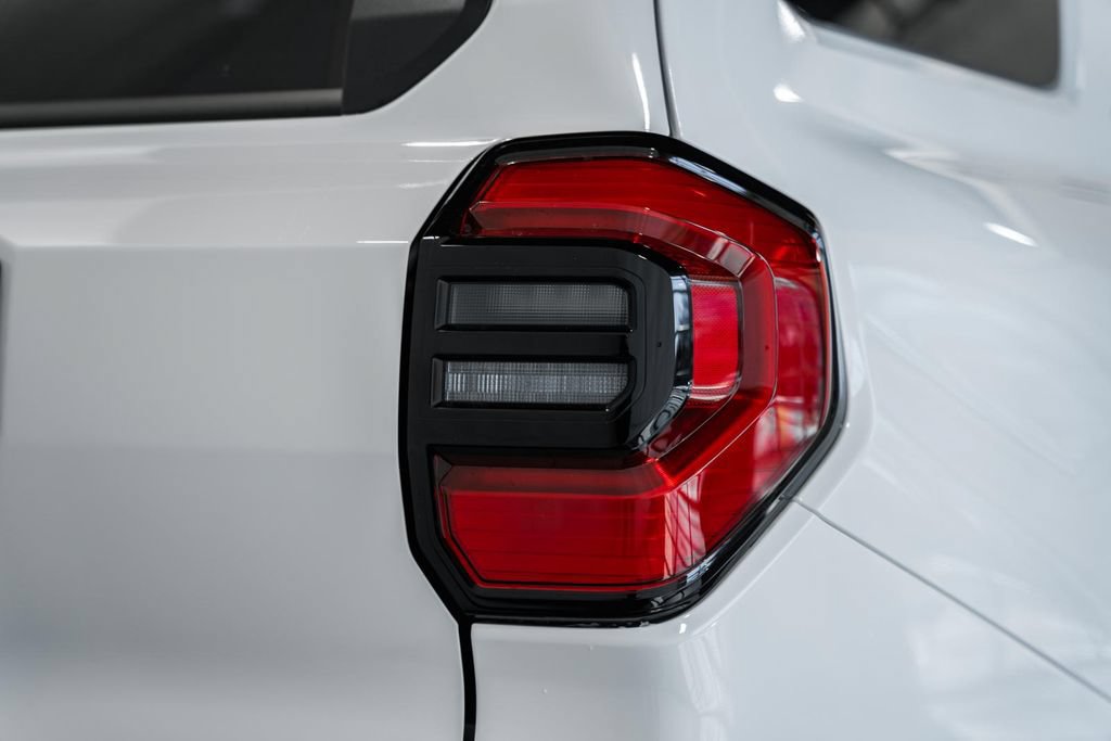 New 2026 Toyota 4Runner SR5 AWD/4WD image 6