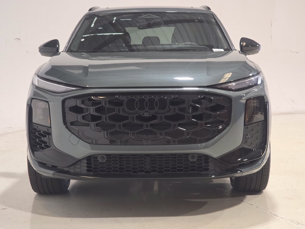 New 2026 Audi Q3 quattro 2.0T AWD/4WD image 2
